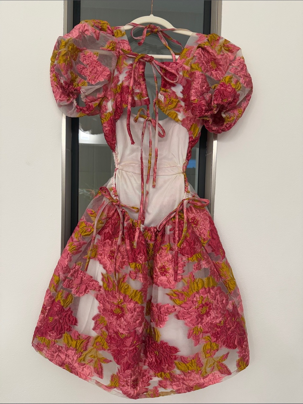 Hello Molly Pink Floral Jacquard Fabric Formal Dress US 6 M Puff Sleeves MINI - Picture 2 of 13